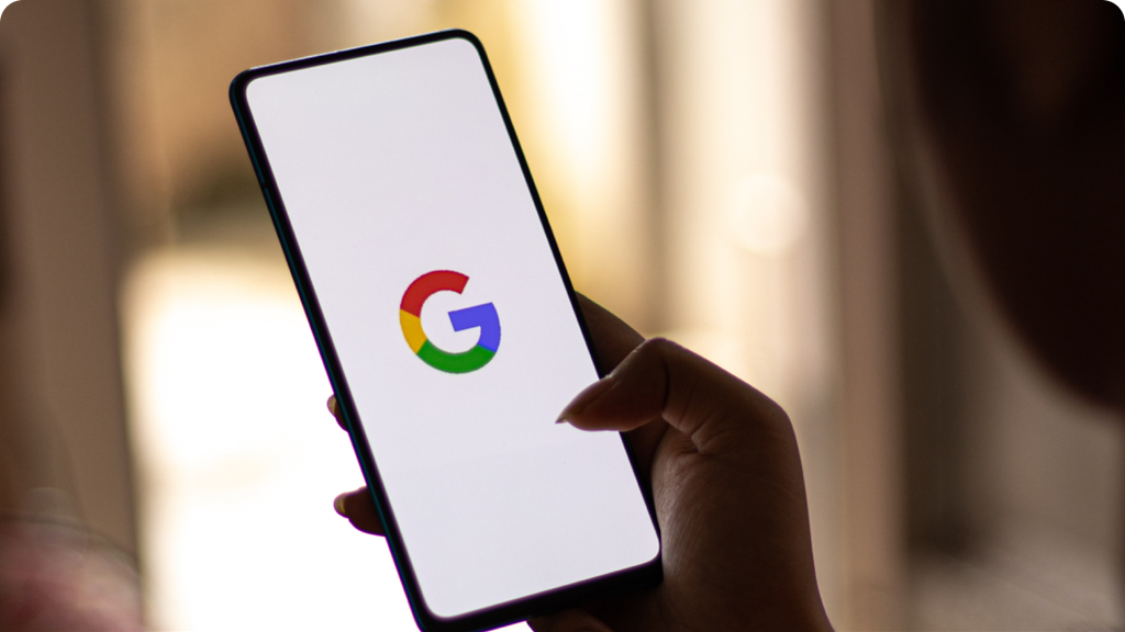 Person using Google Pay