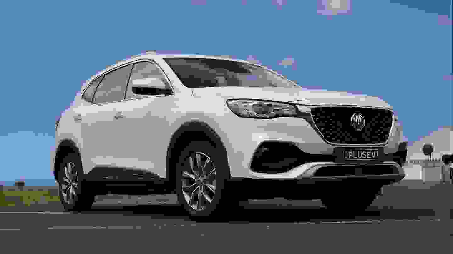 mg-hs-plus-ev-excite-1.jpg?width=1440&quality=80 1440w
