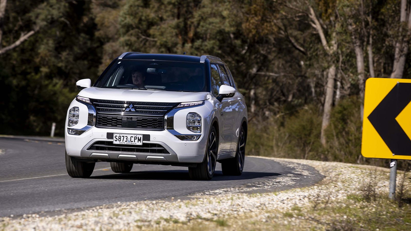 mitsubishi-outlander-phev-driving.jpg