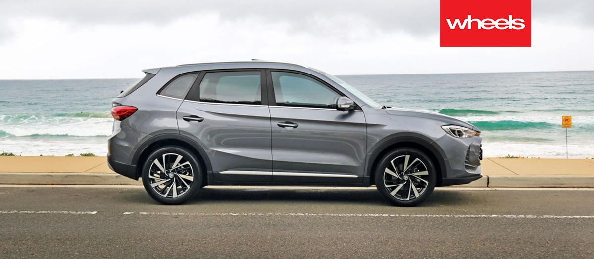 MG ZS Essence Turbo at the beach