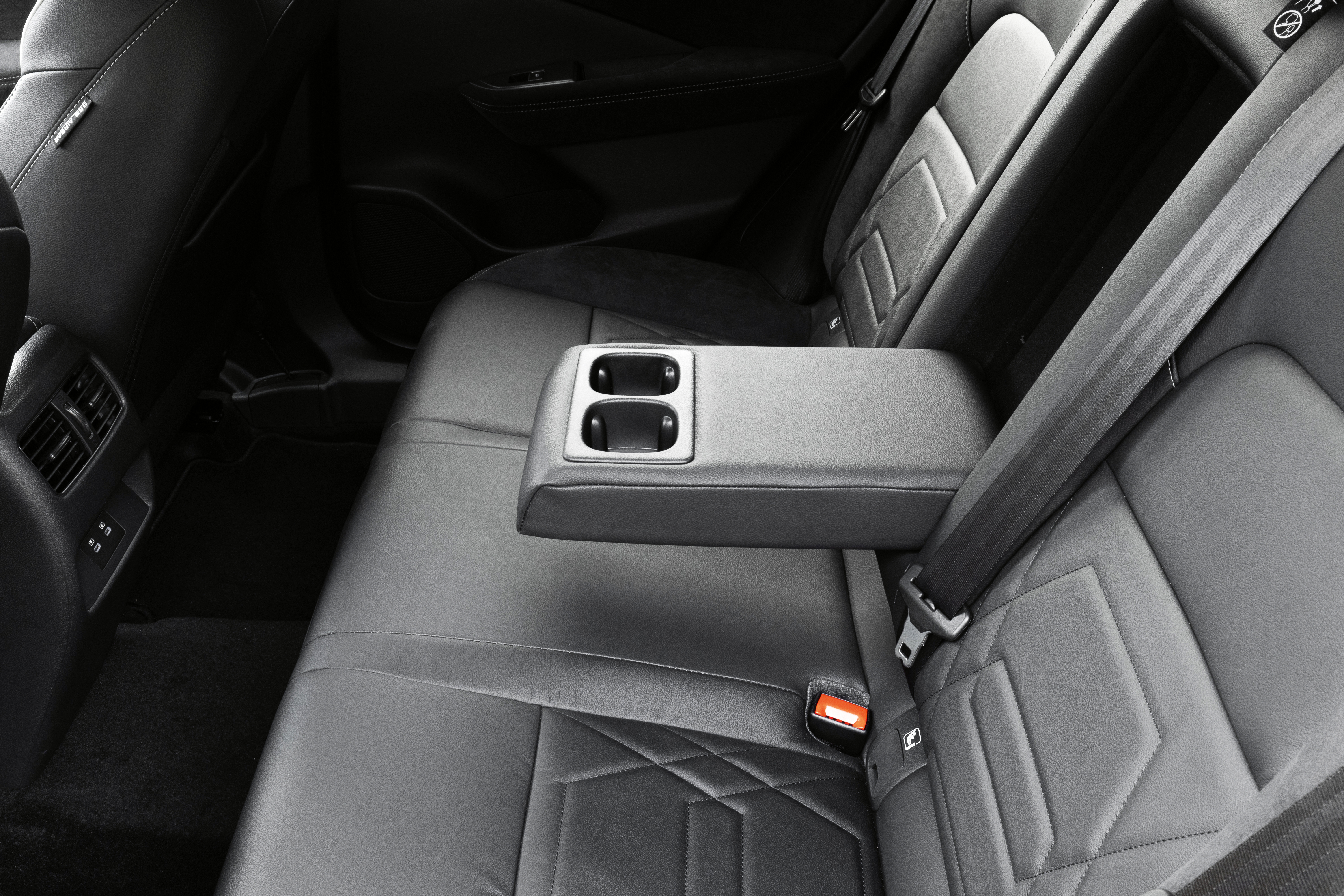 nissan-qashqai-n-design-seating.jpg