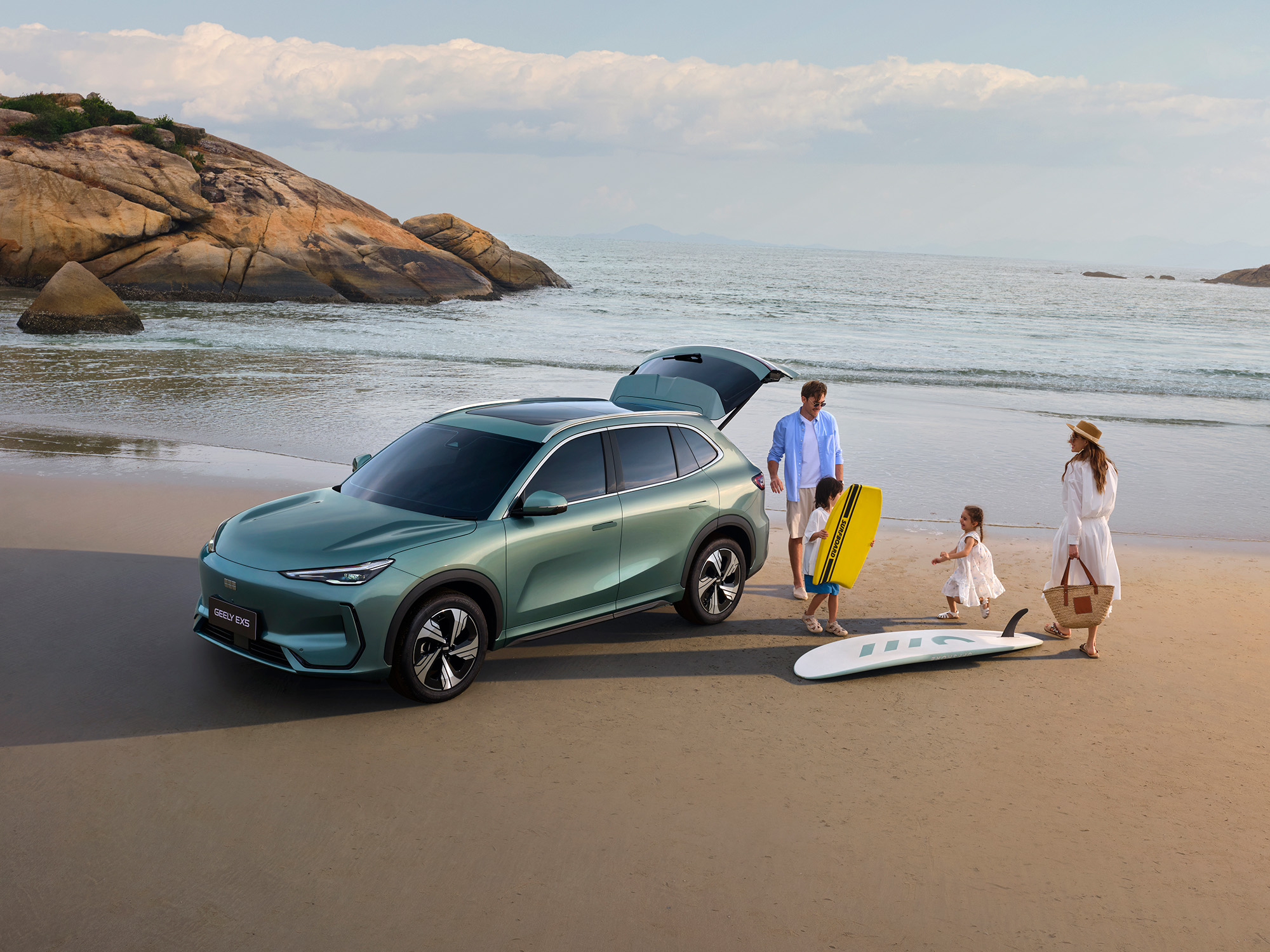 Geely EX5 Boot Open on beach