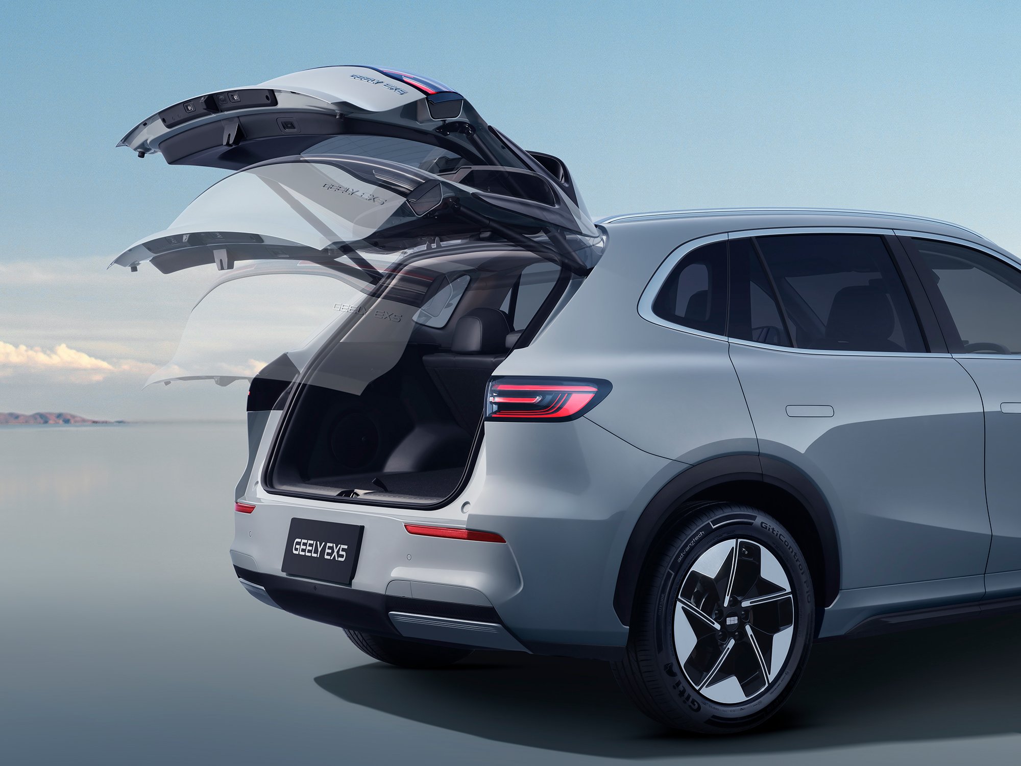 Geely EX5 boot opening stages