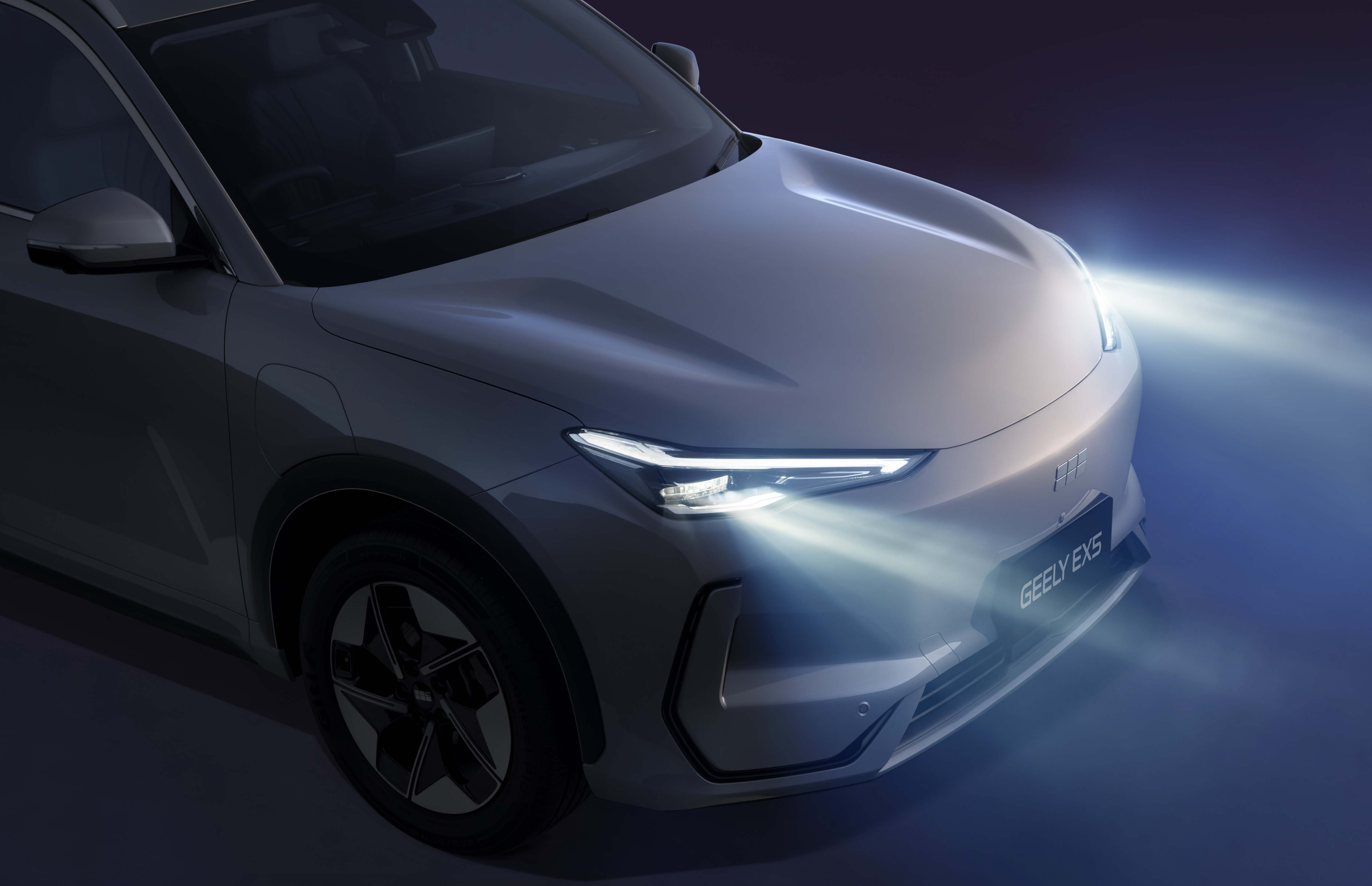 Geely EX5 headlights