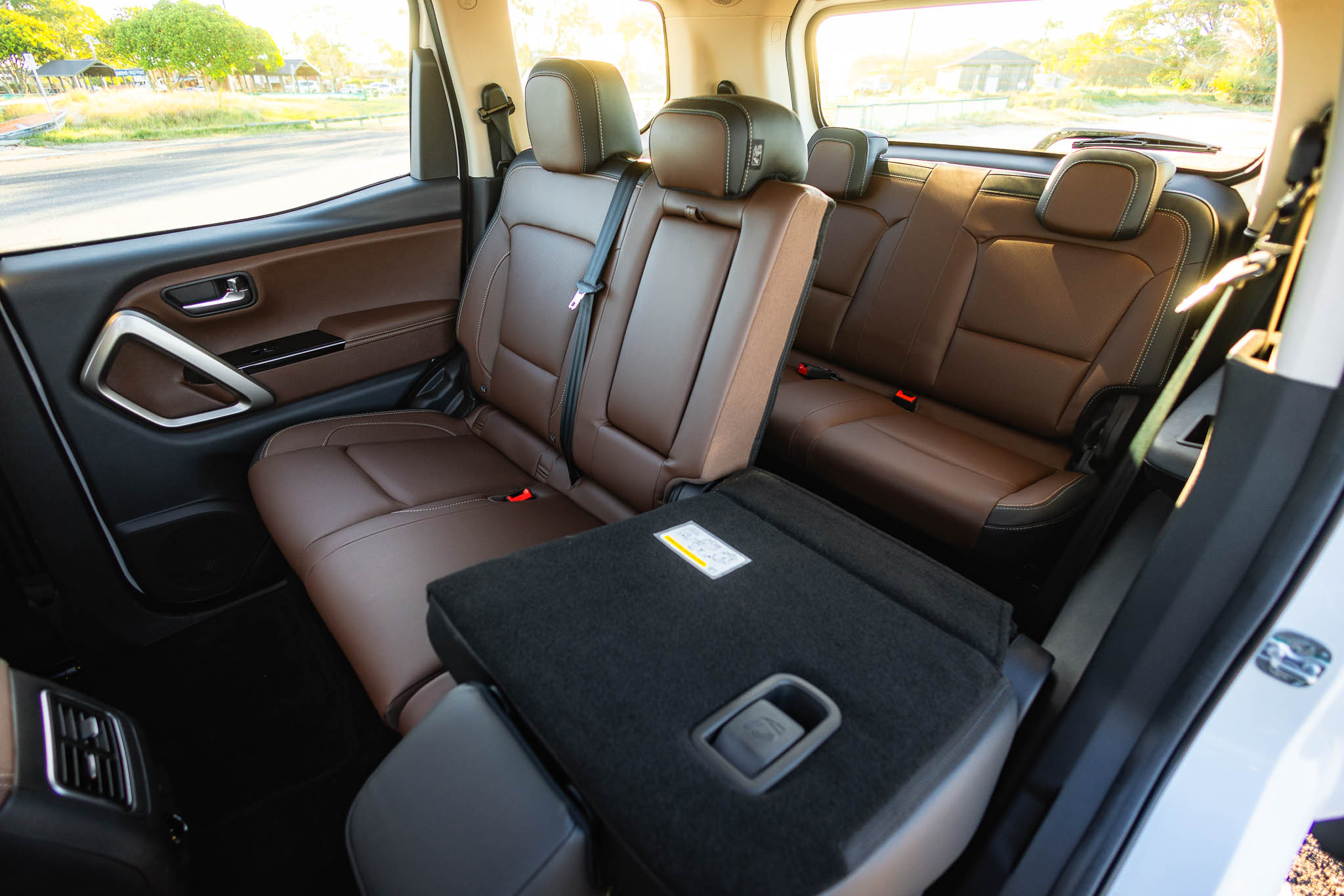 Mahindra Scorpio seat settings