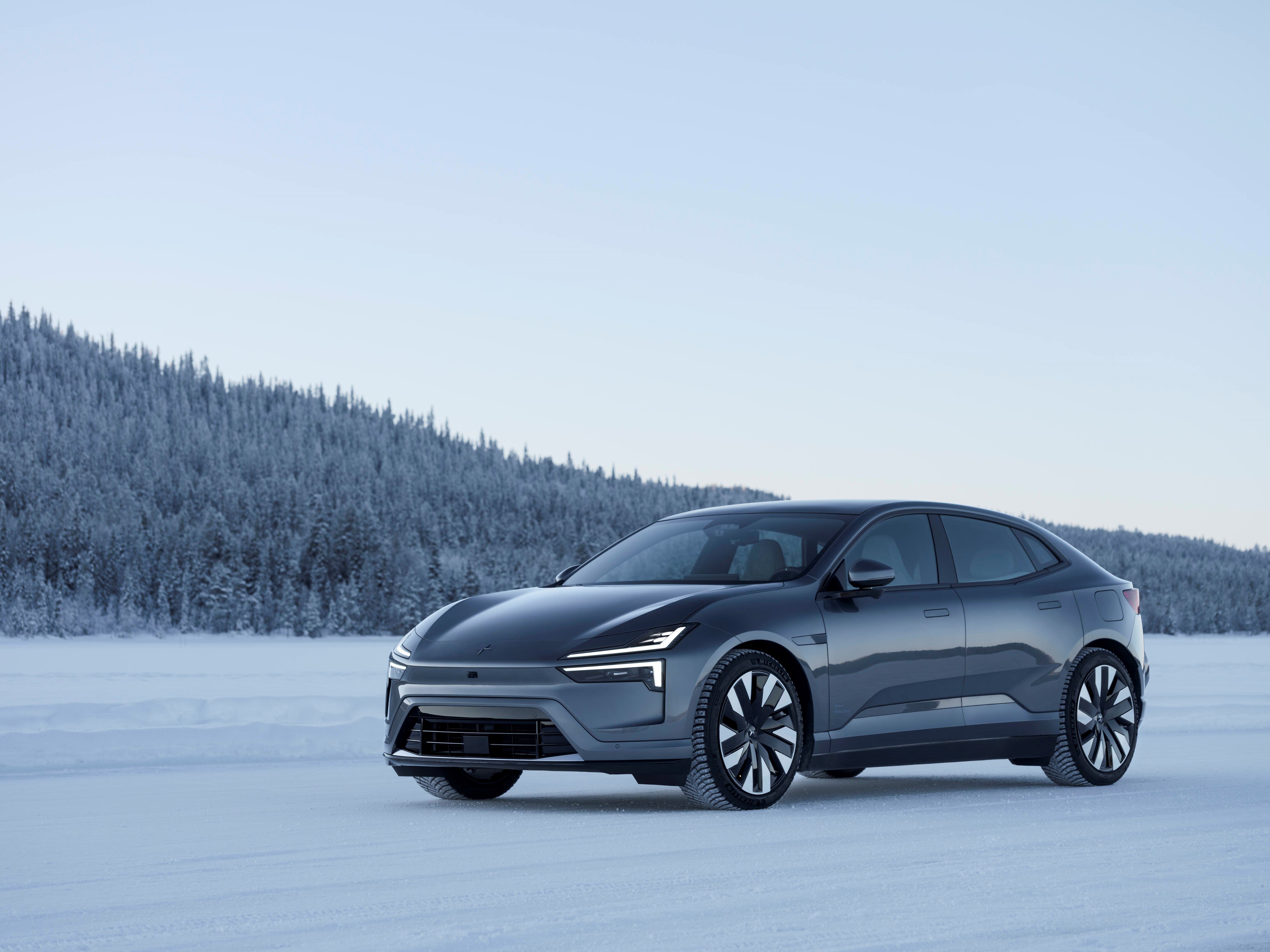 685848_20241216_polestar_4_my25.jpg