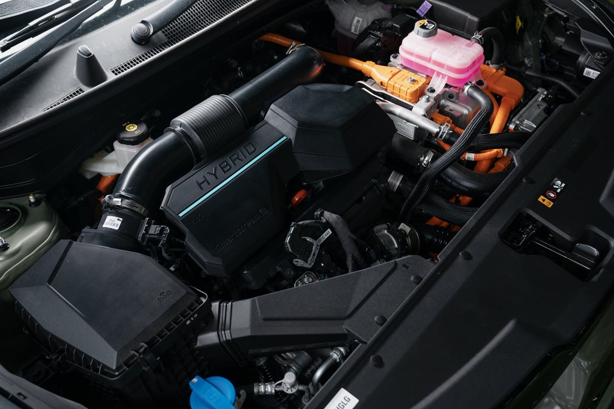 Kia-Sportage-2024-engine.jpg