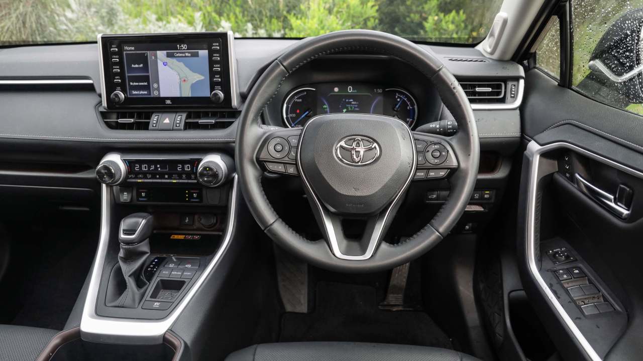 updated-whichcar-toyota-rav4-5.jpg